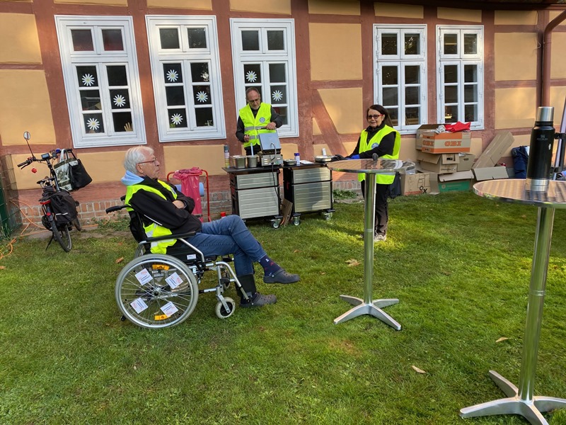 Lions Club Wienhausen-Flotwedel auf dem Flohmarkt im September 2024