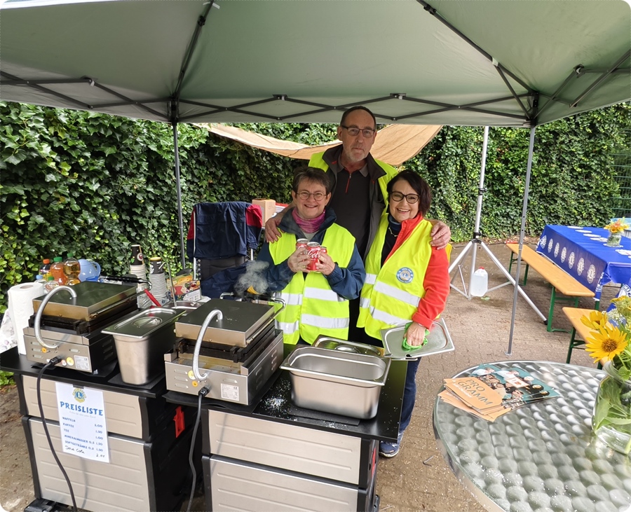 Lions Club Wienhausen-Flotwedel auf dem Flohmarkt am 02. August 2025