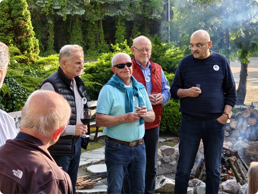 Begrüssung der Lionsfreundinnen und Freunde in festlicher Runde