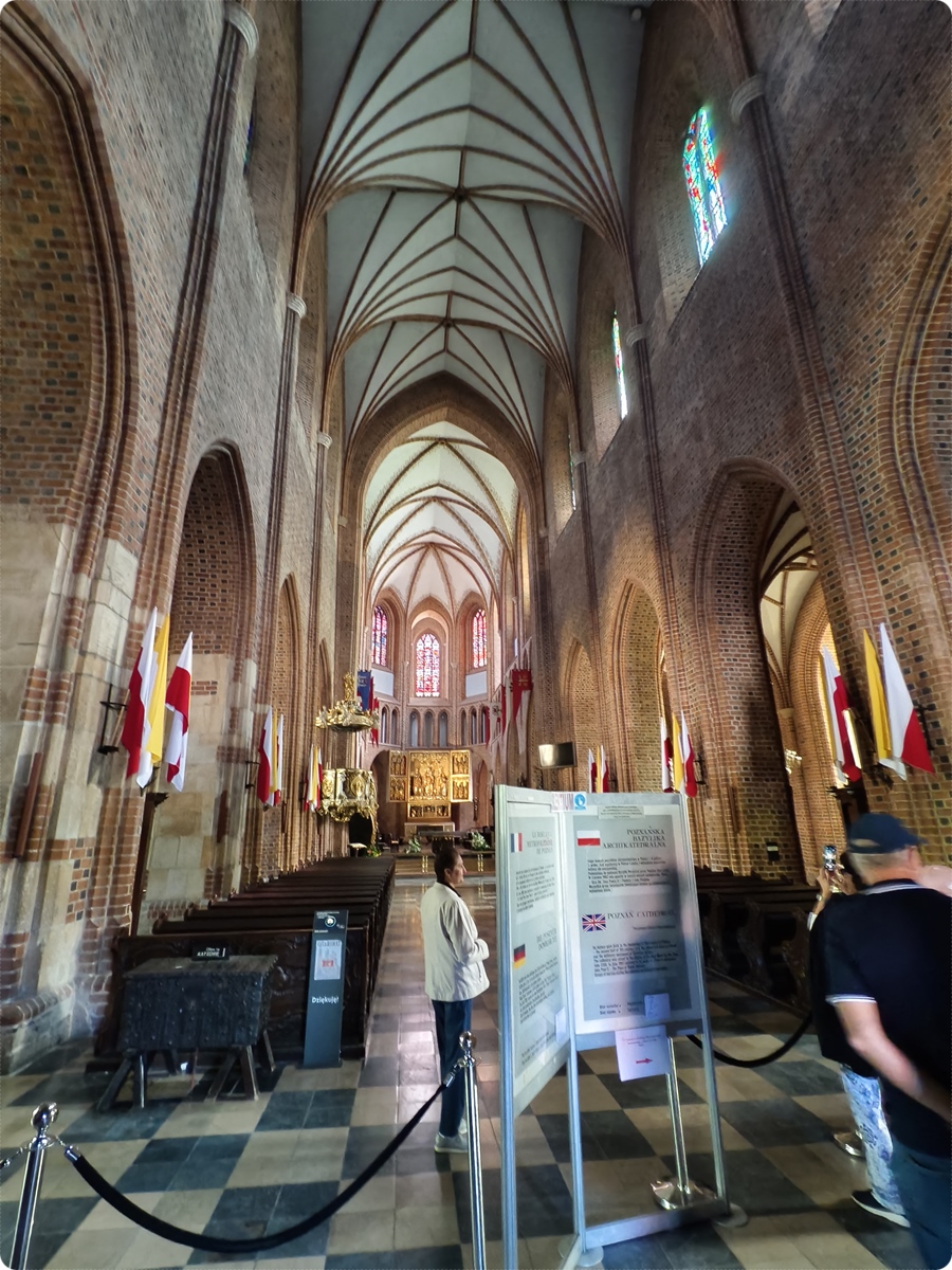 Die Erzbischöfliche St.-Peter-und Paul-Kathedrale in Poznań (Posen)