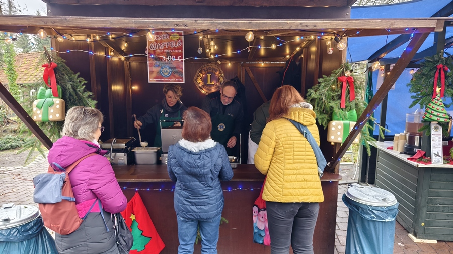 Betrieb am Waffelstand