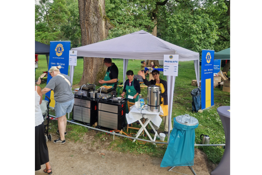 Lions Club Wienhausen-Flotwedel auf dem Flohmarkt am 1. August 2026