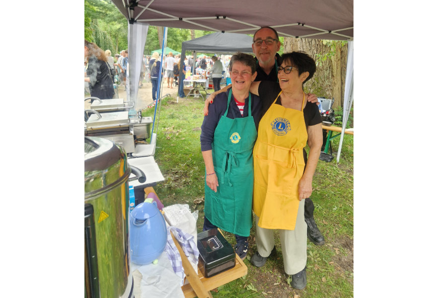 Lions Club Wienhausen-Flotwedel auf dem Flohmarkt am 1. August 2026