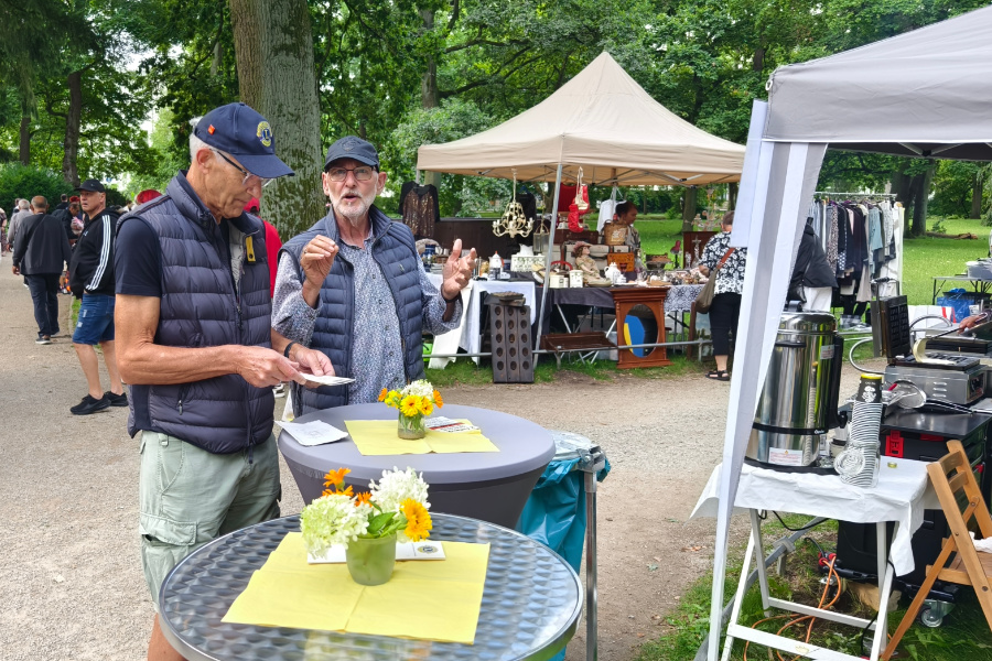 Lions Club Wienhausen-Flotwedel auf dem Flohmarkt am 1. August 2026