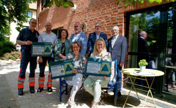 Scheckübergabe vom Lions Club Wienhausen - Flotwedel