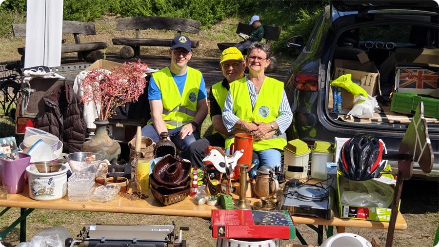 Lions Club Wienhausen-Flotwedel auf dem Flohmarkt am 17. August 2025